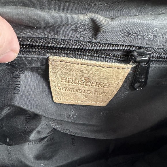 Anuschka Purse Womens Brown Floral Lotus Hand Painted Leather Shoulder Bag - Picture 8 of 13